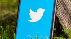 Twitter deploys longer image previews